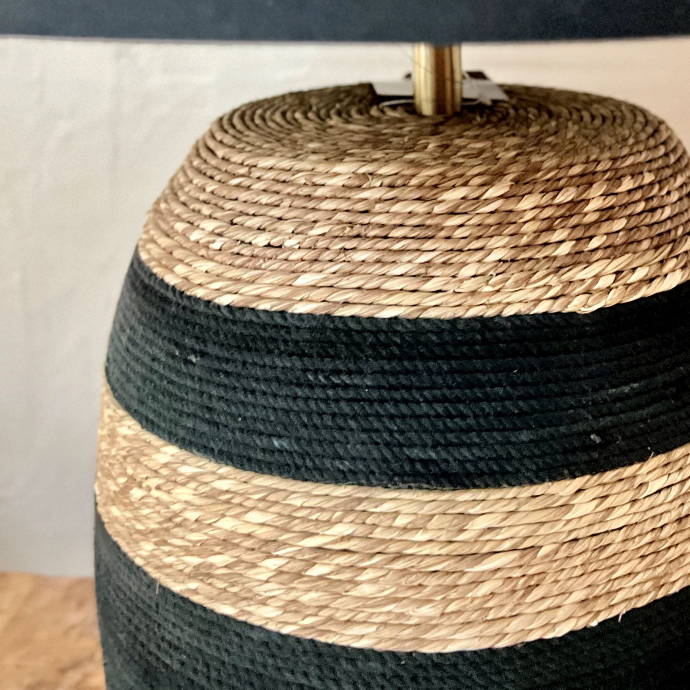 Kalhari_Seagrass_Table_Lamp_-_Detail