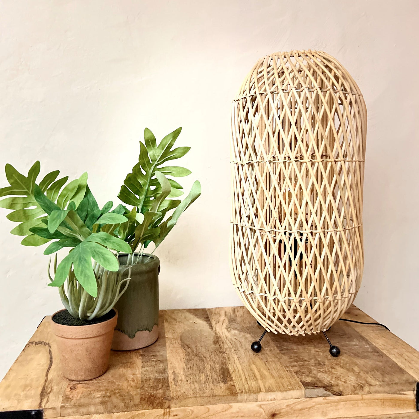 Sutra Rattan Curve Table Lamp-Mrs Robinson