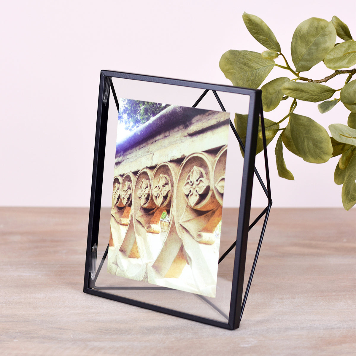 geometrical picture frame